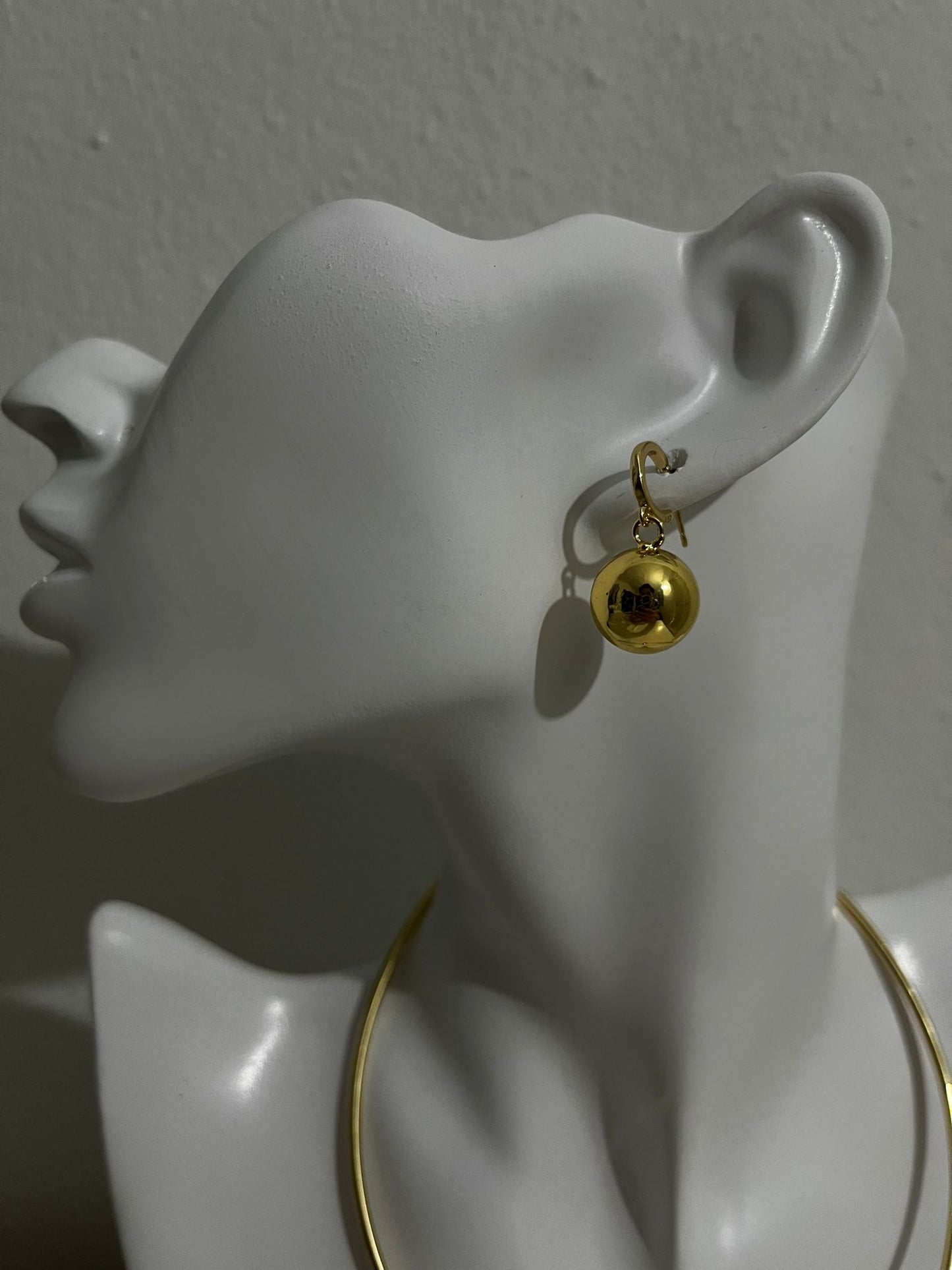 Golden balls earring