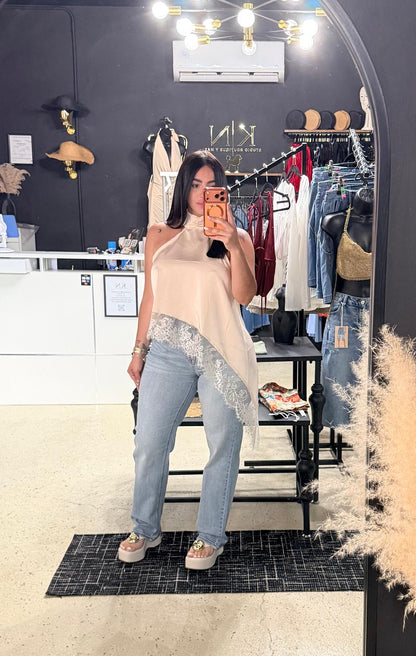 Bella Lace Top